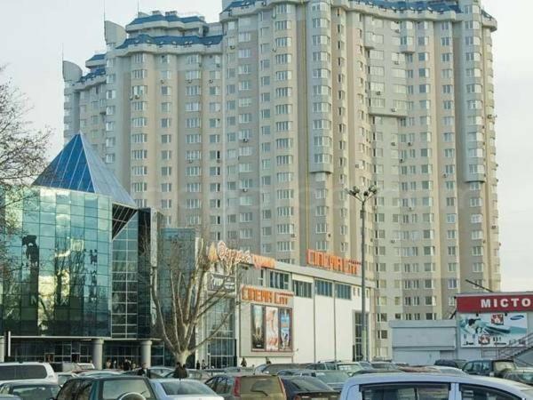 Pleasure Apartment Near Center Of Odessa Luaran gambar