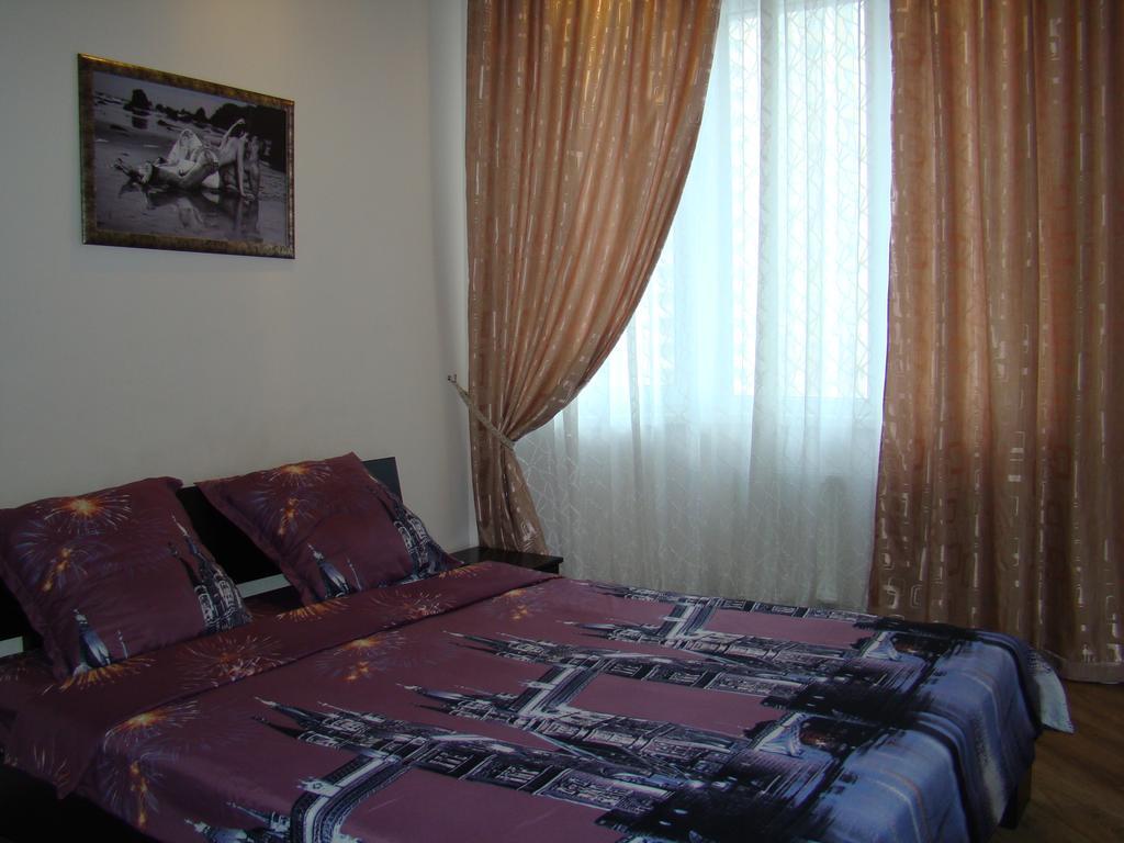 Pleasure Apartment Near Center Of Odessa Luaran gambar