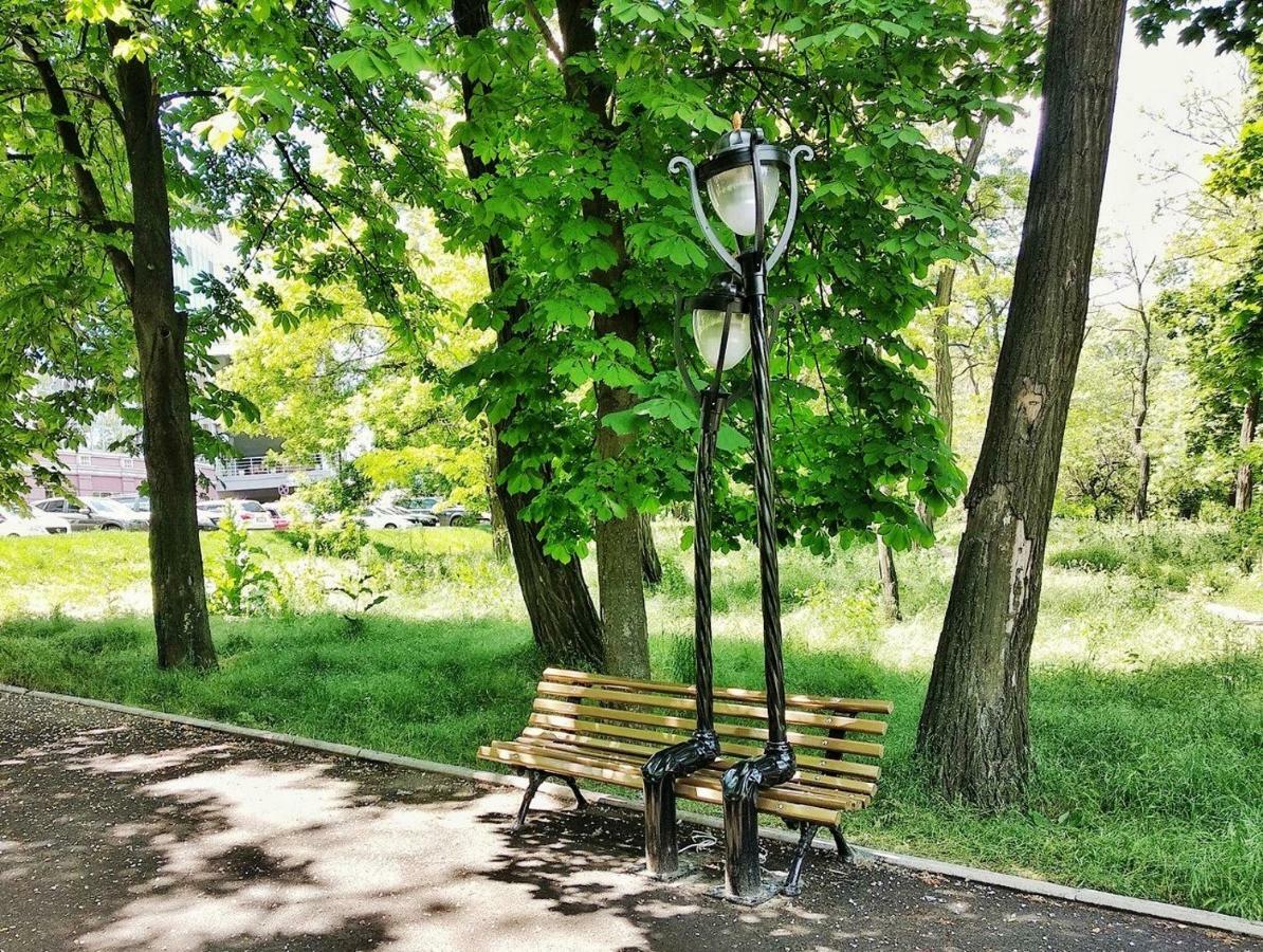 Pleasure Apartment Near Center Of Odessa Luaran gambar